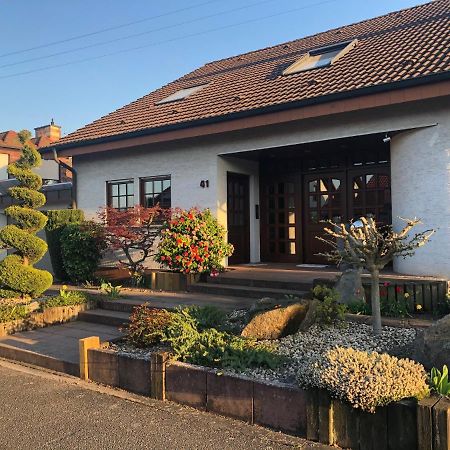 1-Zimmer Apartment, 45 qm, im Weinort Neustadt-Duttweiler Neustadt an der Weinstraße Exterior foto
